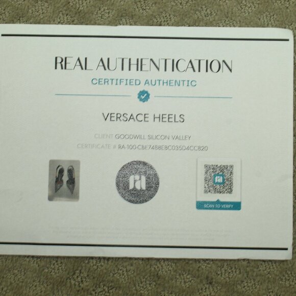 Versace Silver Gold Black Leather Bling Embellished Slingback Pumps 35.5 / US 5 - Picture 14 of 15